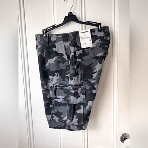 Men's Cargo Shorts Size 29 NWT